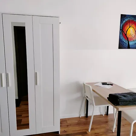 Aparthotel Dimael & Bratislava