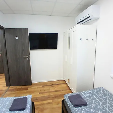 Aparthotel Dimael & Bratislava