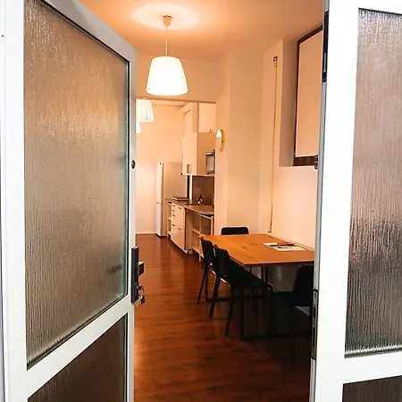 Aparthotel Dimael & Bratislava