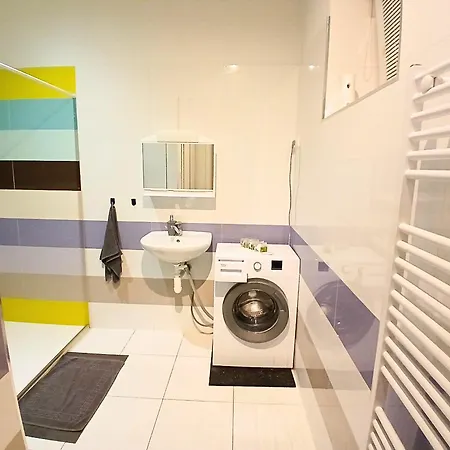 Aparthotel Dimael & Bratislava