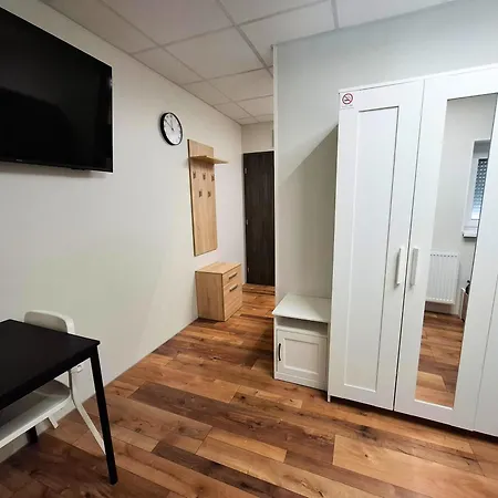 Dimael & Aparthotel 3*