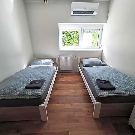 Dimael & 3* Bratislava
