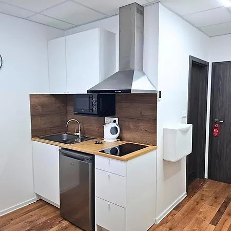 Dimael & Lägenhetshotell Bratislava