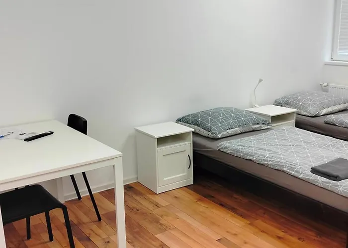 Dimael & Aparthotel 3*